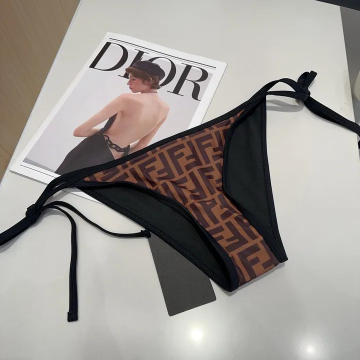 スーパーコピー フェンディ 水着