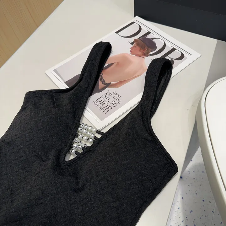 スーパーコピー シャネル 水着