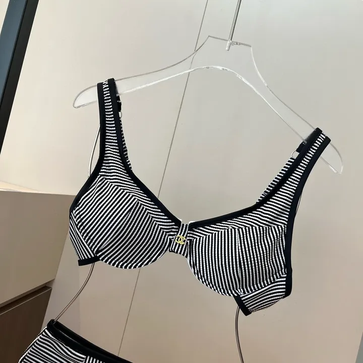 スーパーコピー シャネル 水着