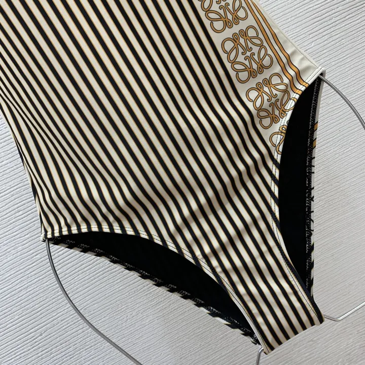 スーパーコピー ロエベ 水着