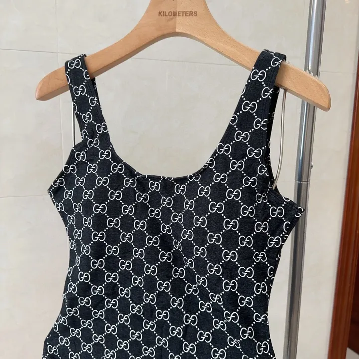 スーパーコピー グッチ 水着