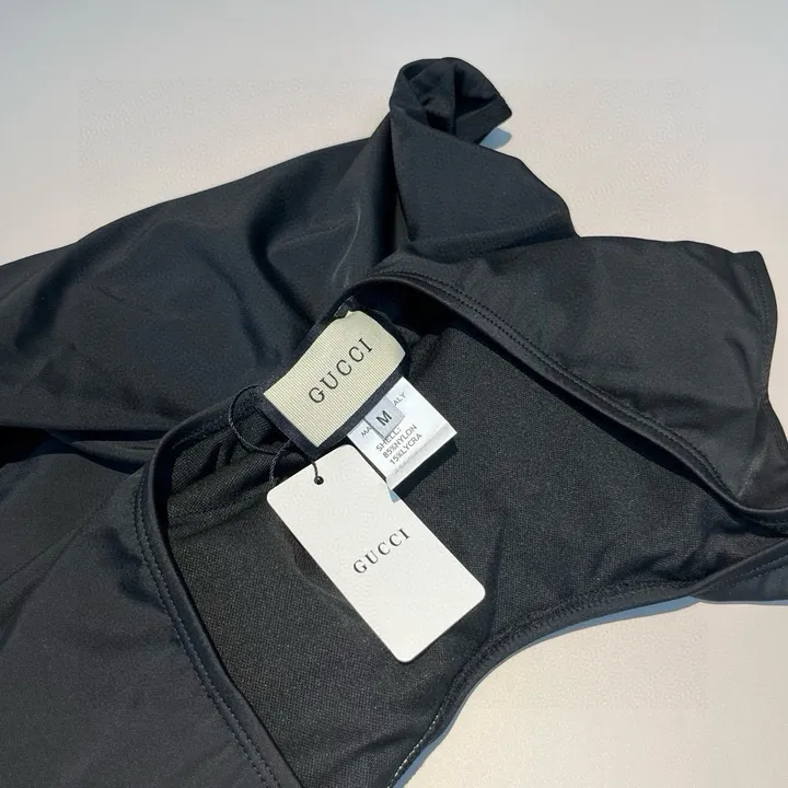 スーパーコピー グッチ 水着