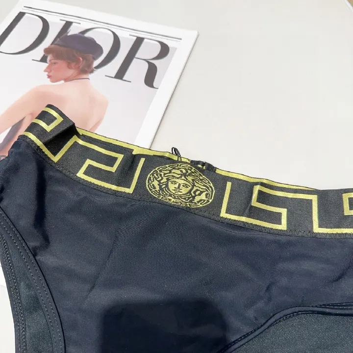 スーパーコピー ヴェルサーチ 水着