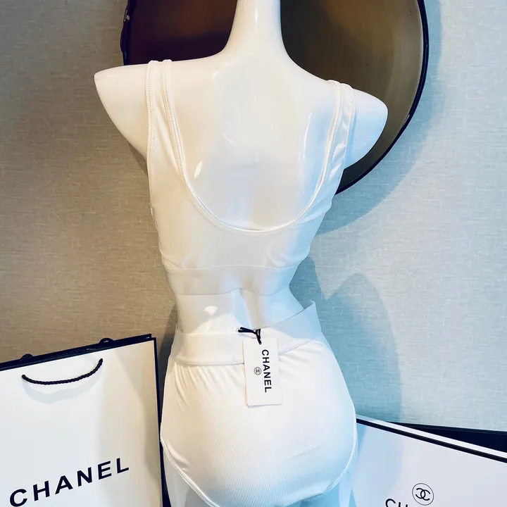 スーパーコピー シャネル 水着