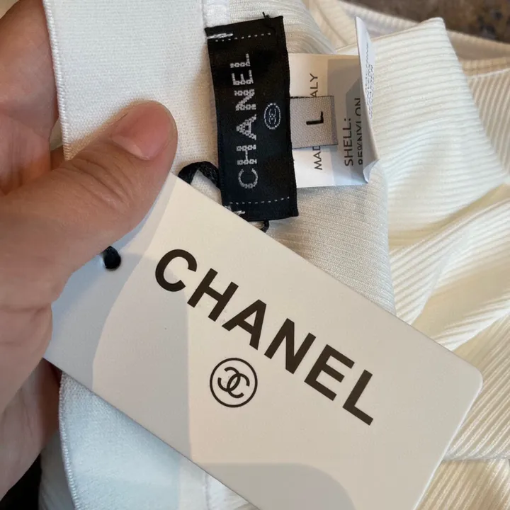 スーパーコピー シャネル 水着