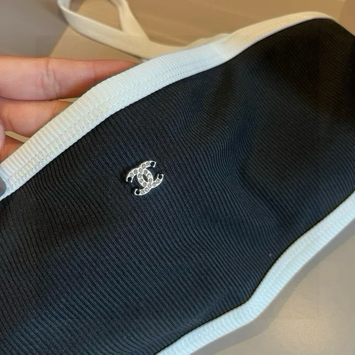 スーパーコピー シャネル 水着