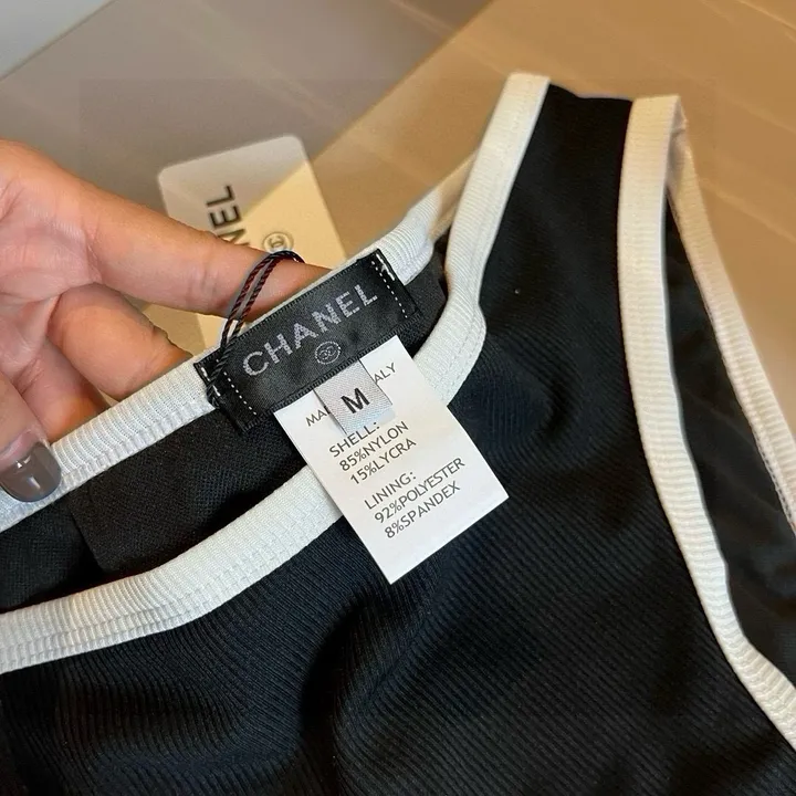 スーパーコピー シャネル 水着