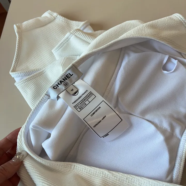 スーパーコピー シャネル 水着