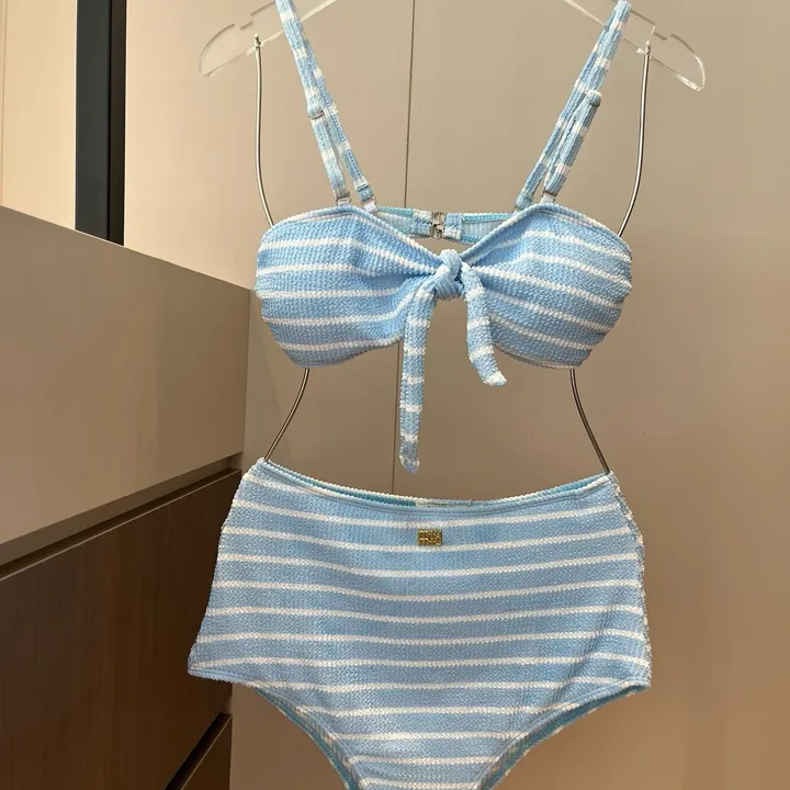 スーパーコピー ミュウミュウ 水着