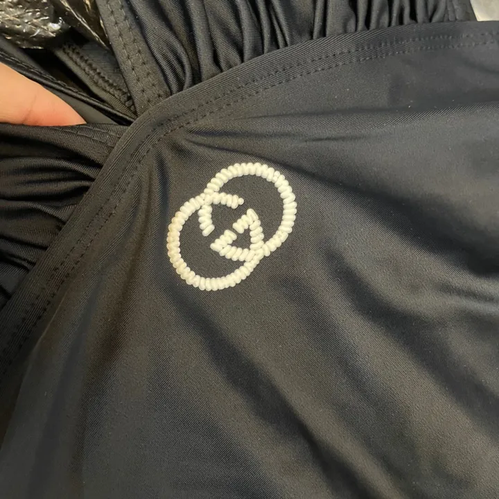 スーパーコピー グッチ 水着