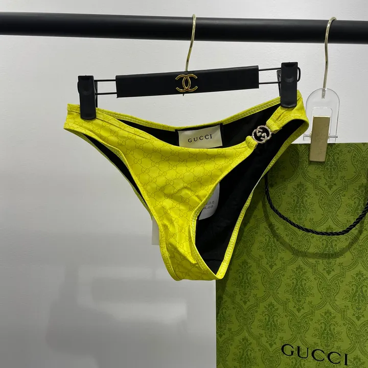 スーパーコピー グッチ 水着