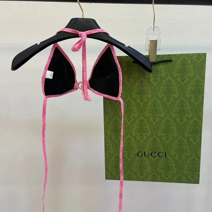 スーパーコピー グッチ 水着