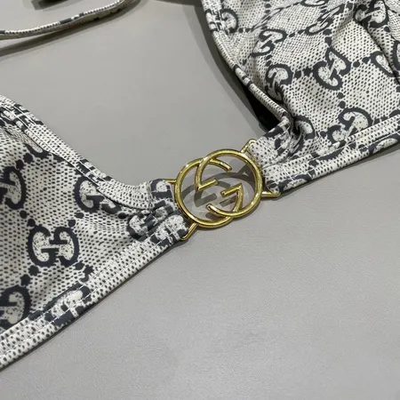 スーパーコピー グッチ 水着