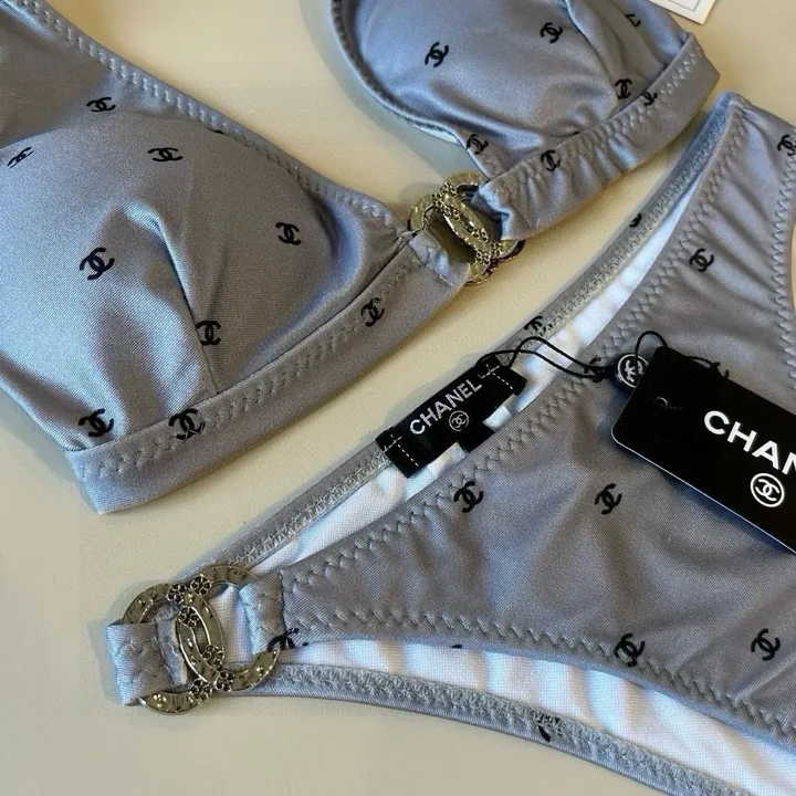 スーパーコピー シャネル 水着