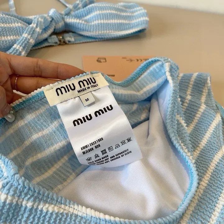 スーパーコピー ミュウミュウ 水着