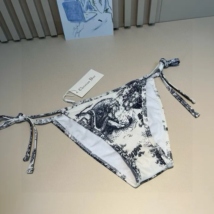 スーパーコピー ディオール 水着