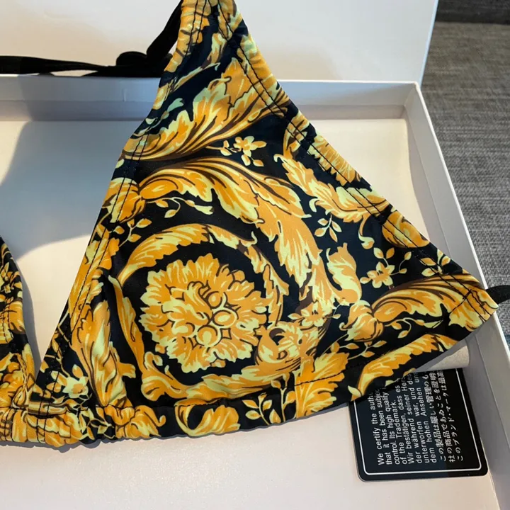 スーパーコピー ヴェルサーチ 水着