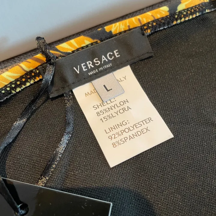 スーパーコピー ヴェルサーチ 水着