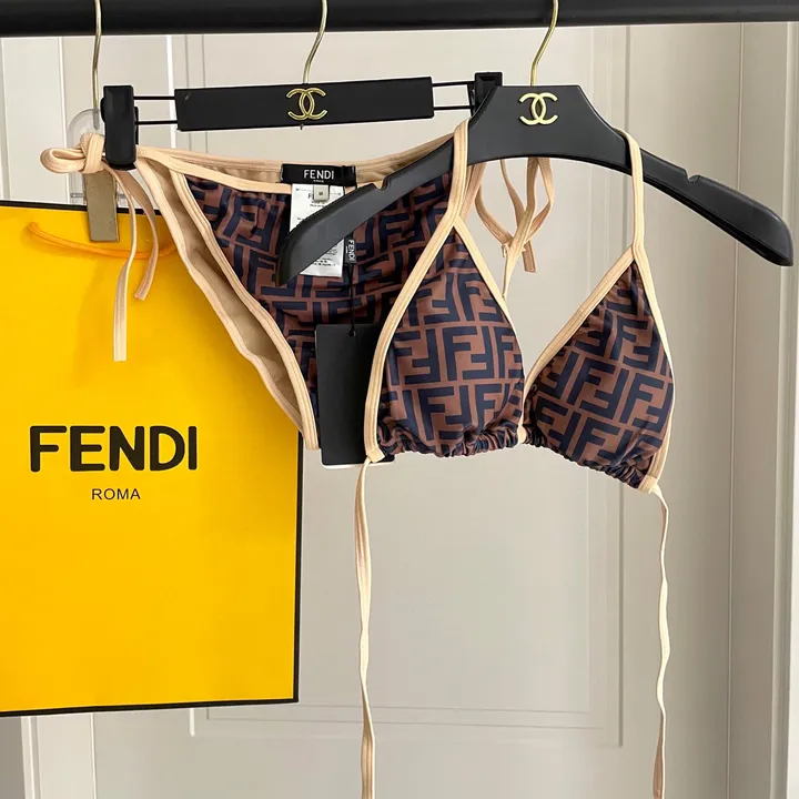 スーパーコピー フェンディ 水着