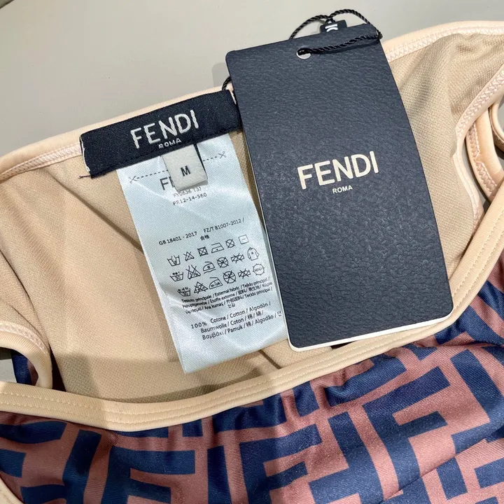 スーパーコピー フェンディ 水着