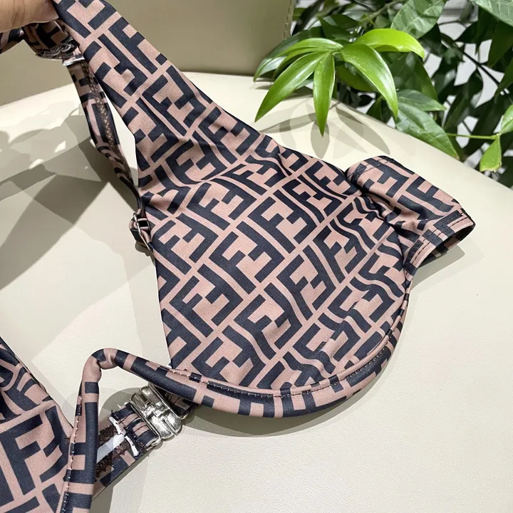 スーパーコピー フェンディ 水着