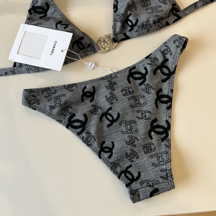 スーパーコピー シャネル 水着