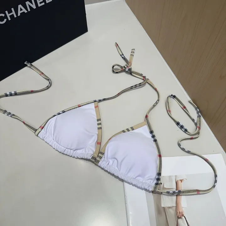 スーパーコピー バーバリー ス 水着