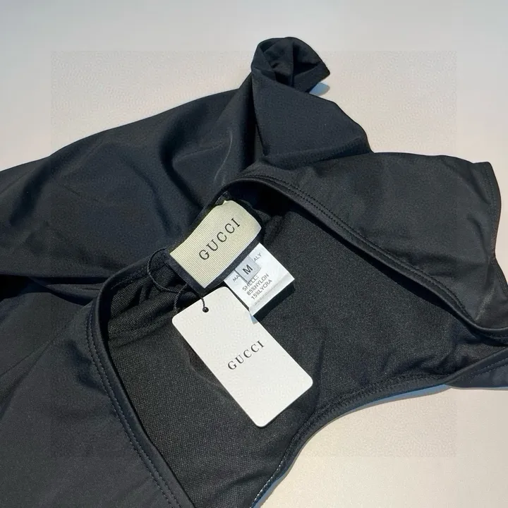 スーパーコピー グッチ 水着