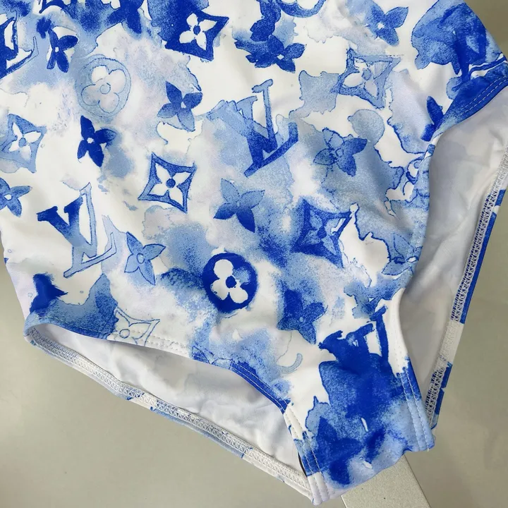 スーパーコピー ルイヴィトン 水着