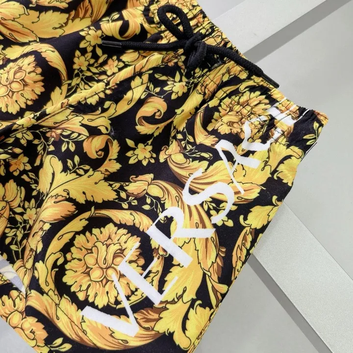 スーパーコピー ヴェルサーチ 水着