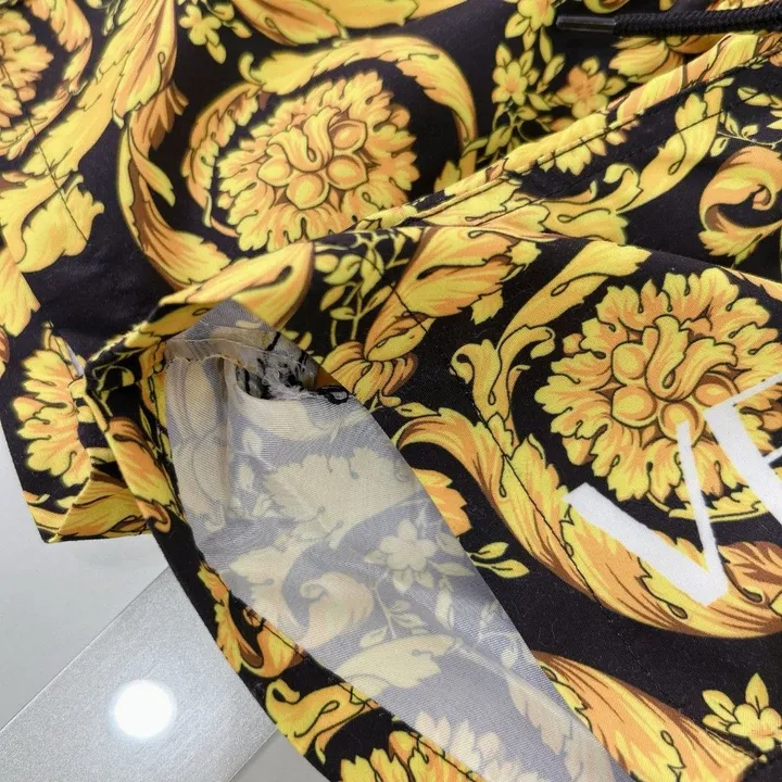 スーパーコピー ヴェルサーチ 水着