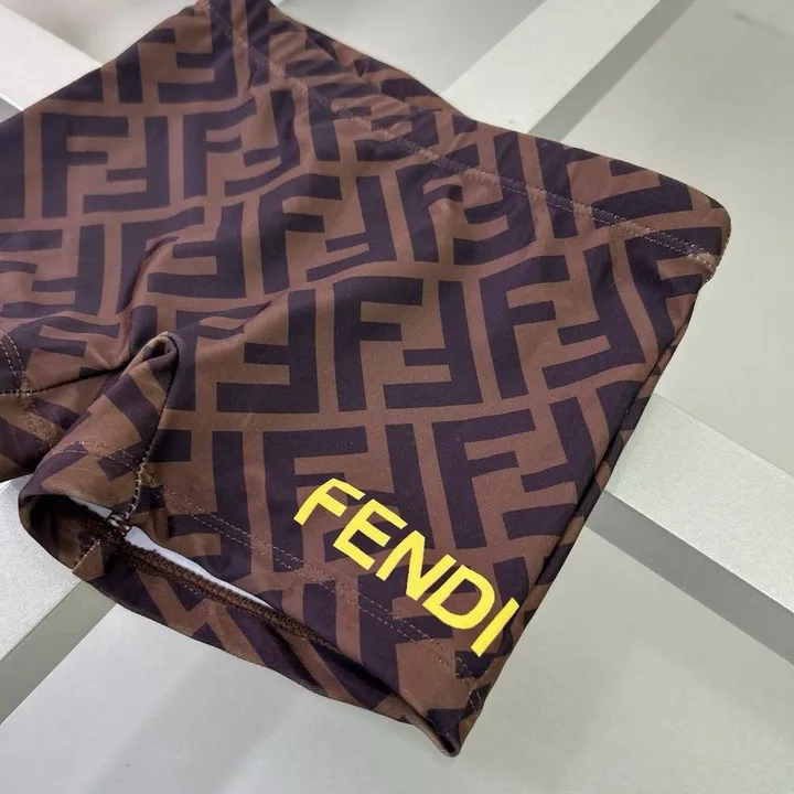 スーパーコピー フェンディ 水着