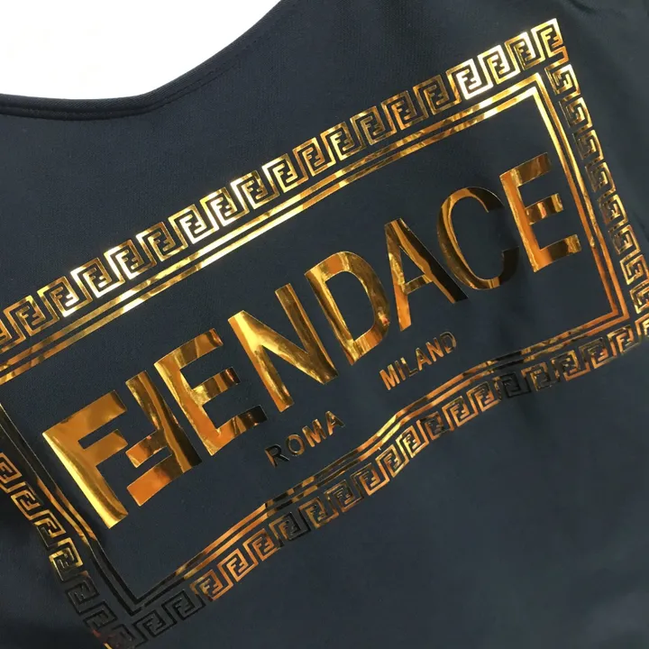 スーパーコピー フェンディ 水着