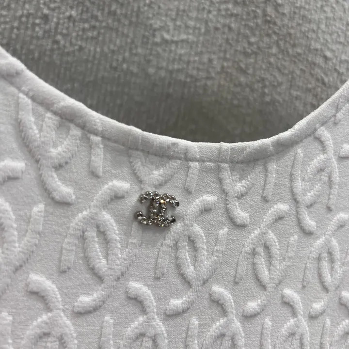 スーパーコピー シャネル 水着