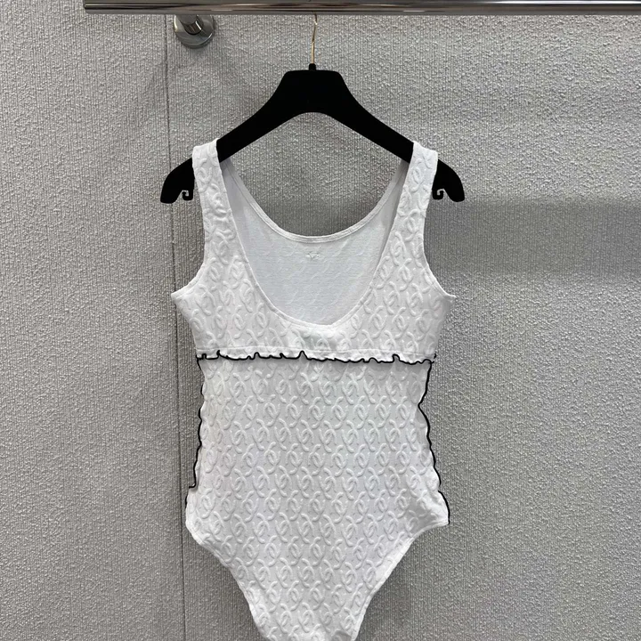 スーパーコピー シャネル 水着