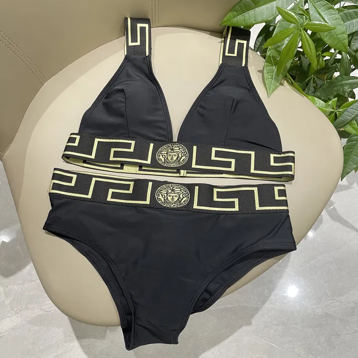 スーパーコピー ヴェルサーチ 水着