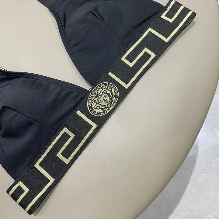 スーパーコピー ヴェルサーチ 水着