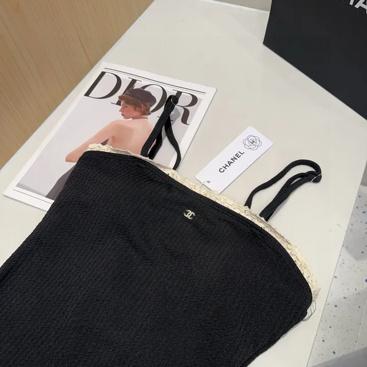 スーパーコピー シャネル 水着