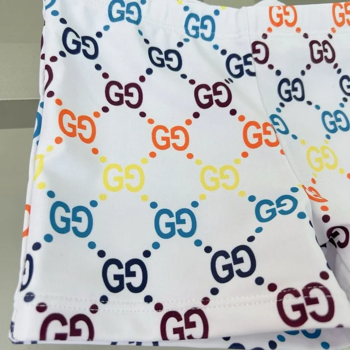 スーパーコピー グッチ 水着