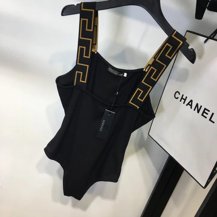 スーパーコピー ヴェルサーチ 水着