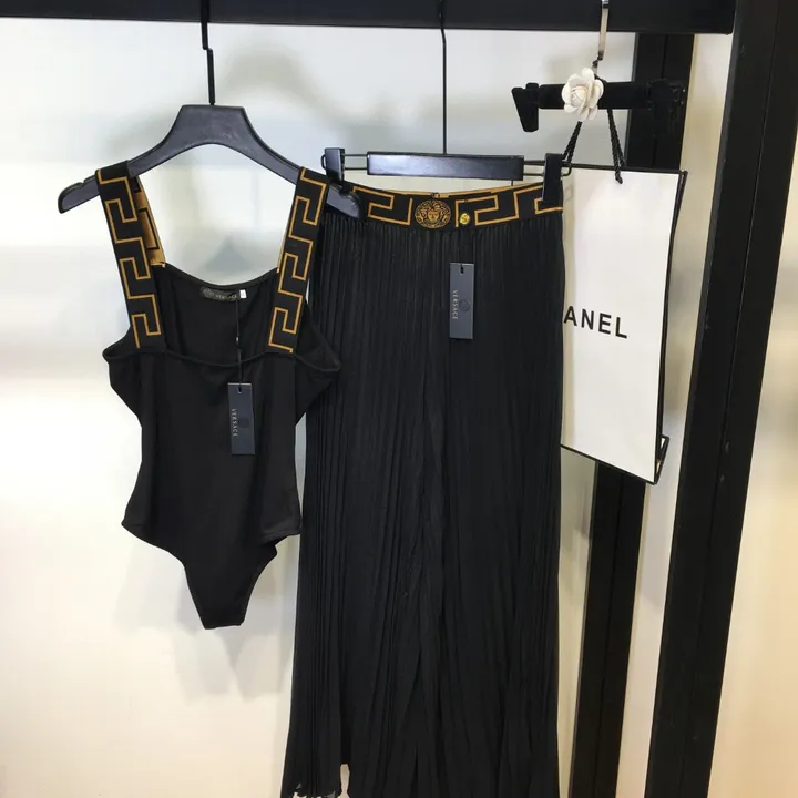 スーパーコピー ヴェルサーチ 水着