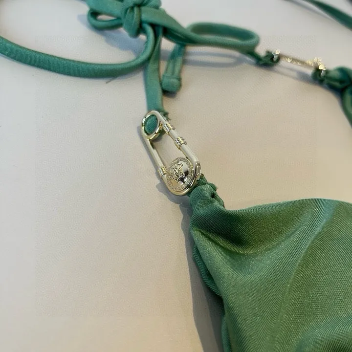 スーパーコピー シュプリーム 水着