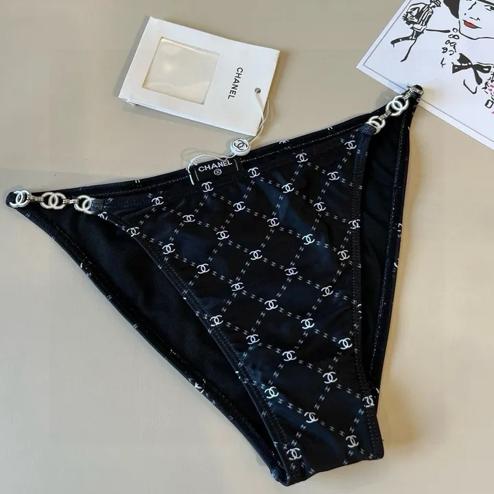 スーパーコピー シャネル 水着