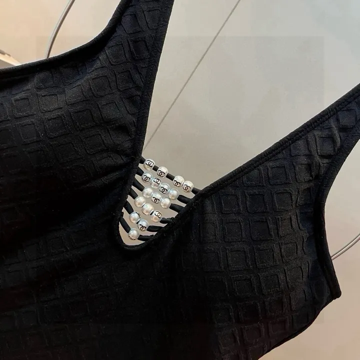 スーパーコピー シャネル 水着