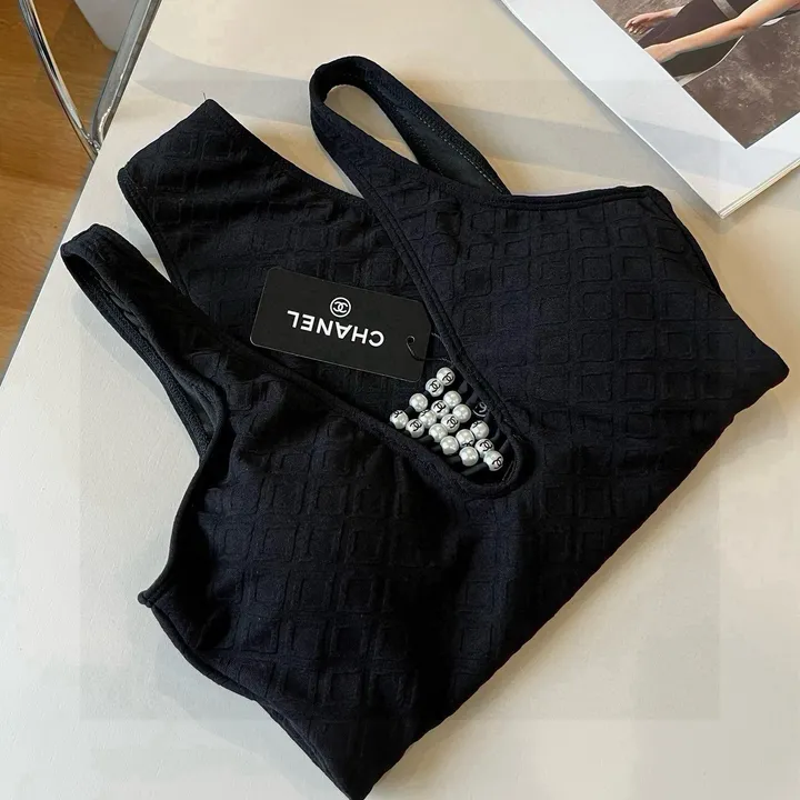 スーパーコピー シャネル 水着