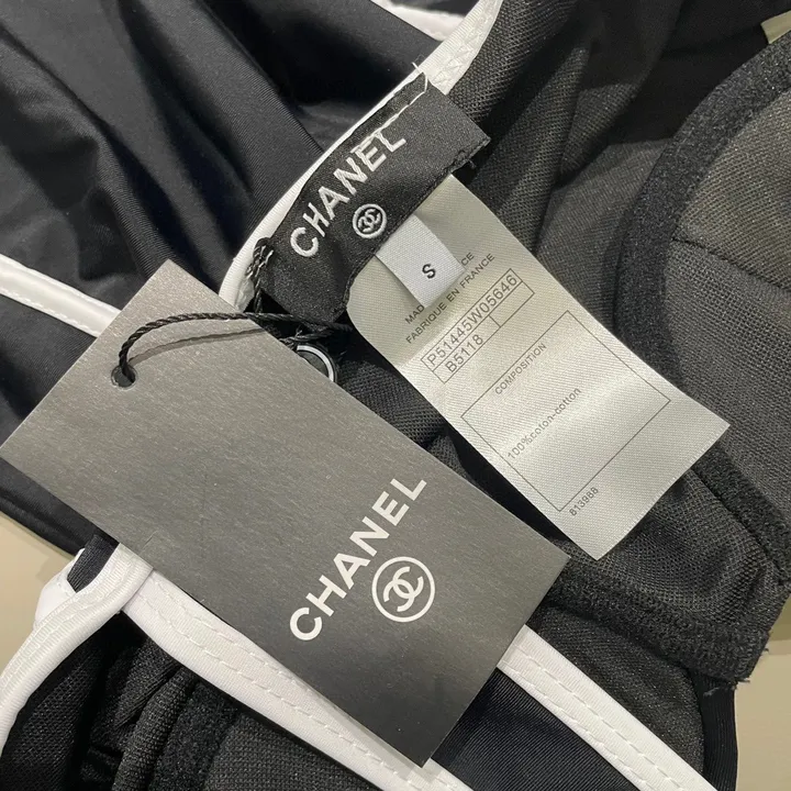 スーパーコピー シャネル 水着