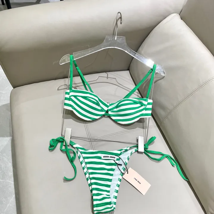 スーパーコピー ミュウミュウ 水着