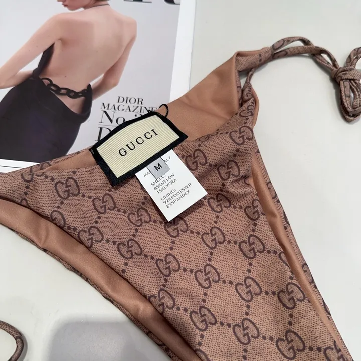 スーパーコピー グッチ 水着