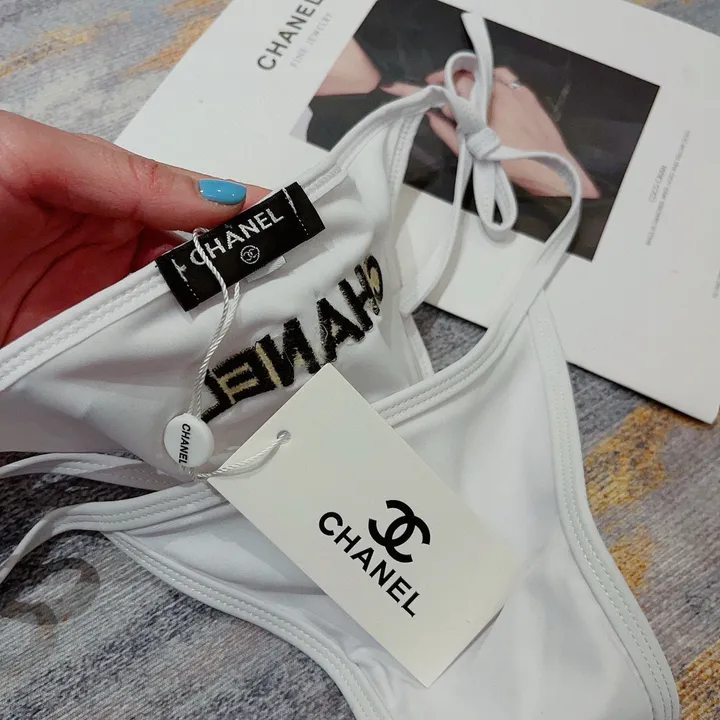 スーパーコピー シャネル 水着