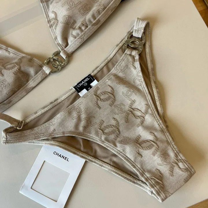 スーパーコピー シャネル 水着